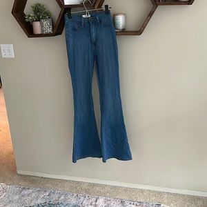 flare highwaisted jeans
